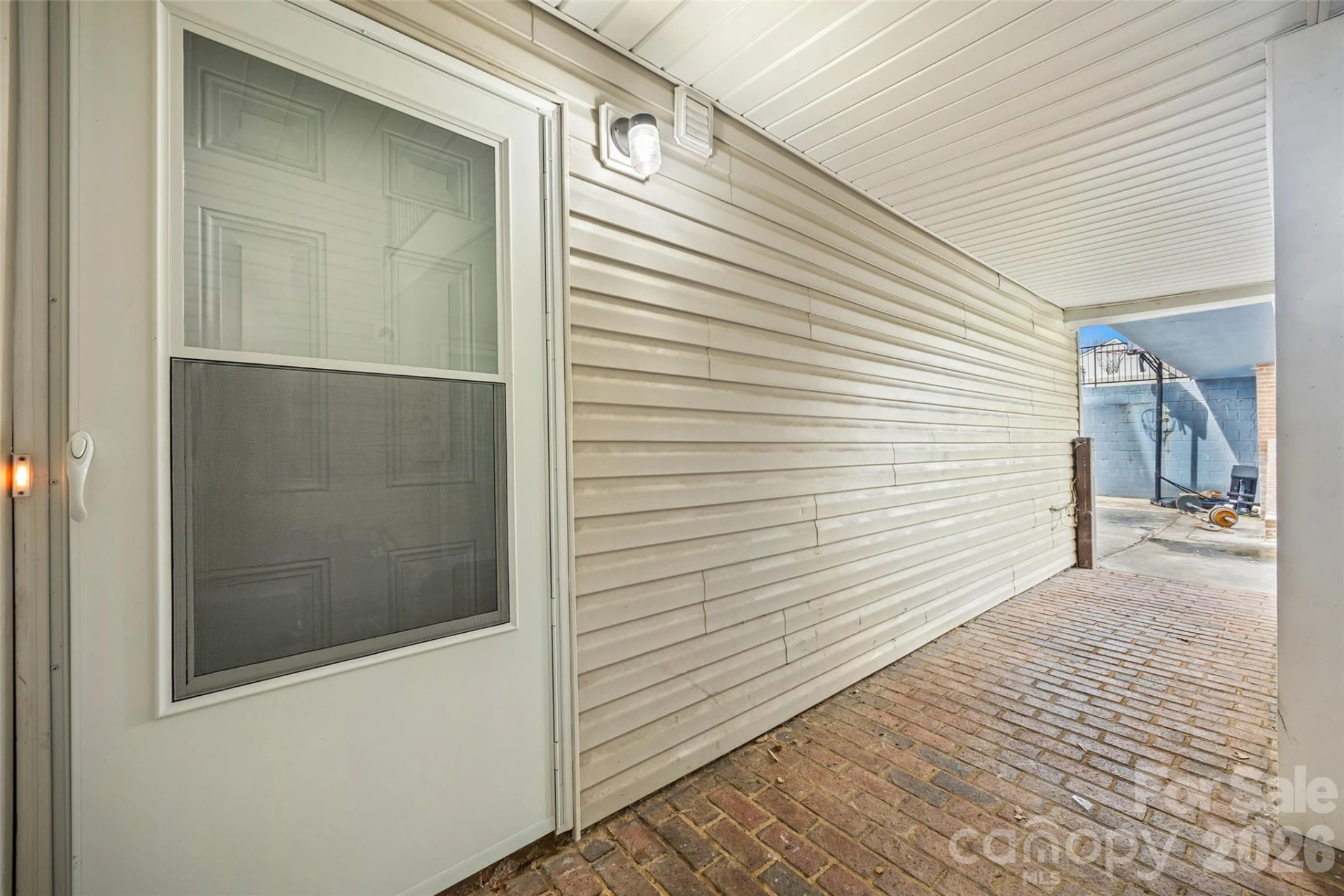 9119 Spyglass Place #9119D - Photo 2