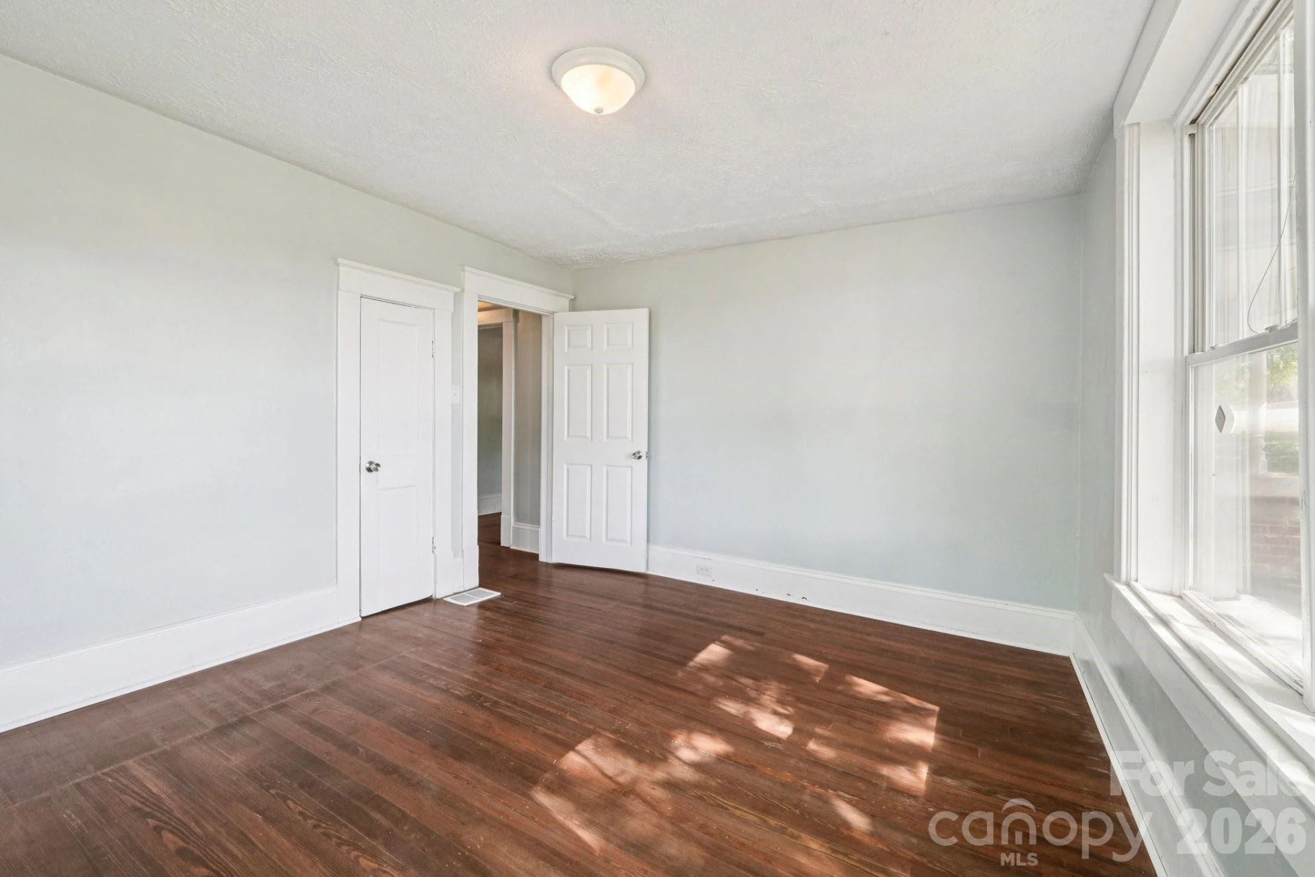 208 Lafayette Street - Photo 14