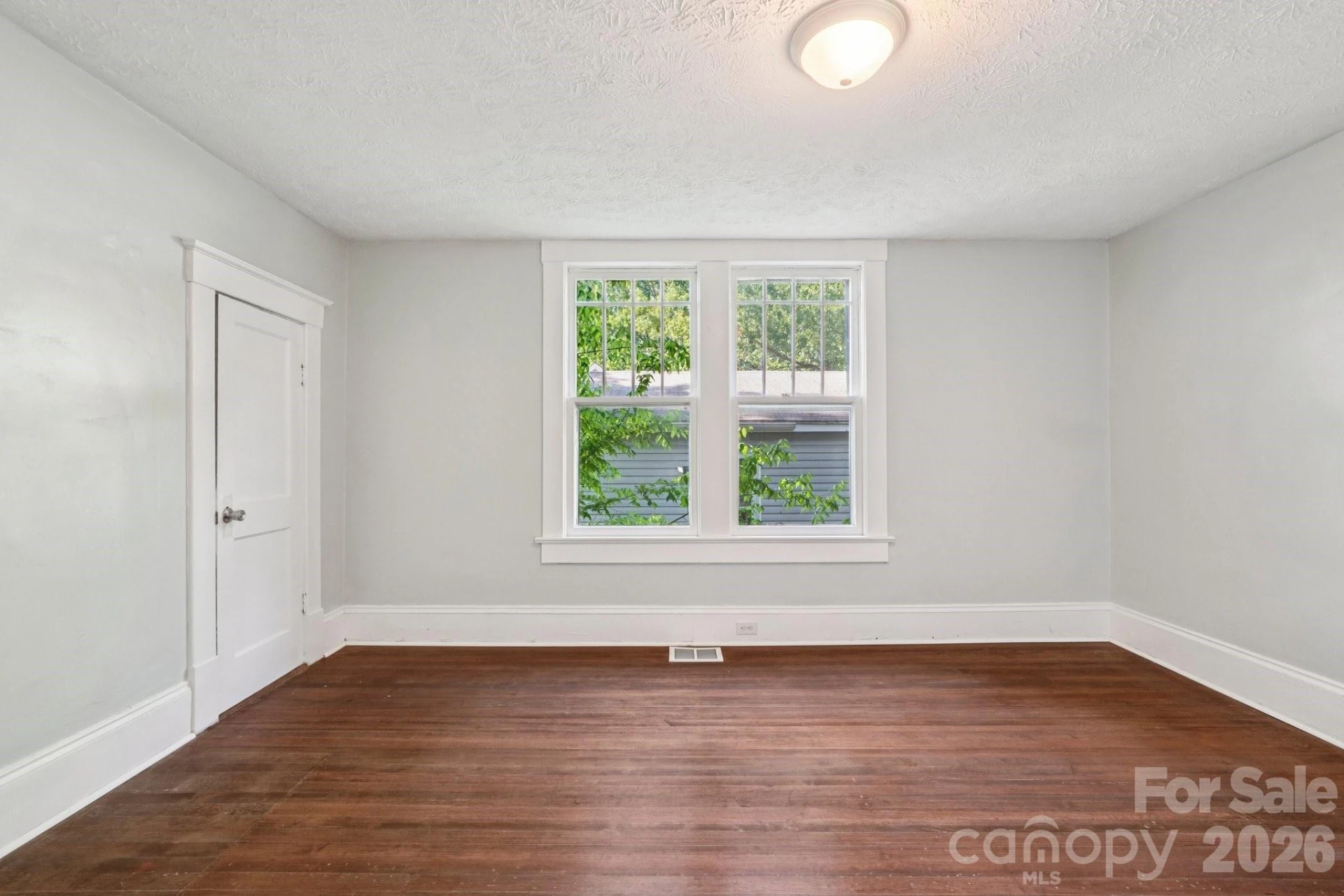208 Lafayette Street - Photo 15