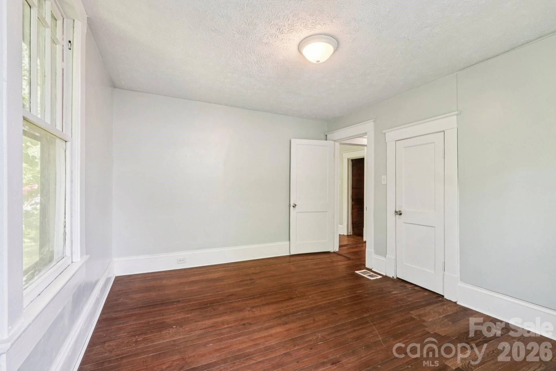 208 Lafayette Street - Photo 19