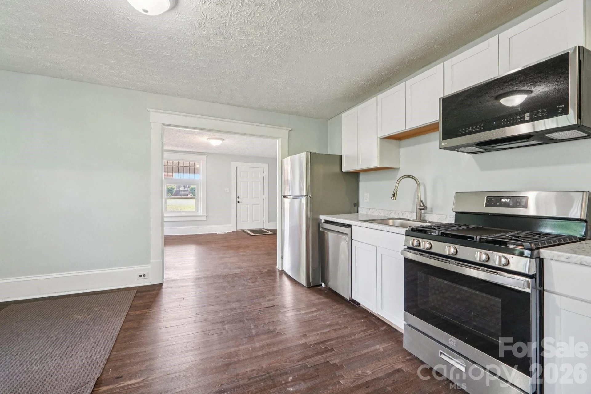 208 Lafayette Street - Photo 7
