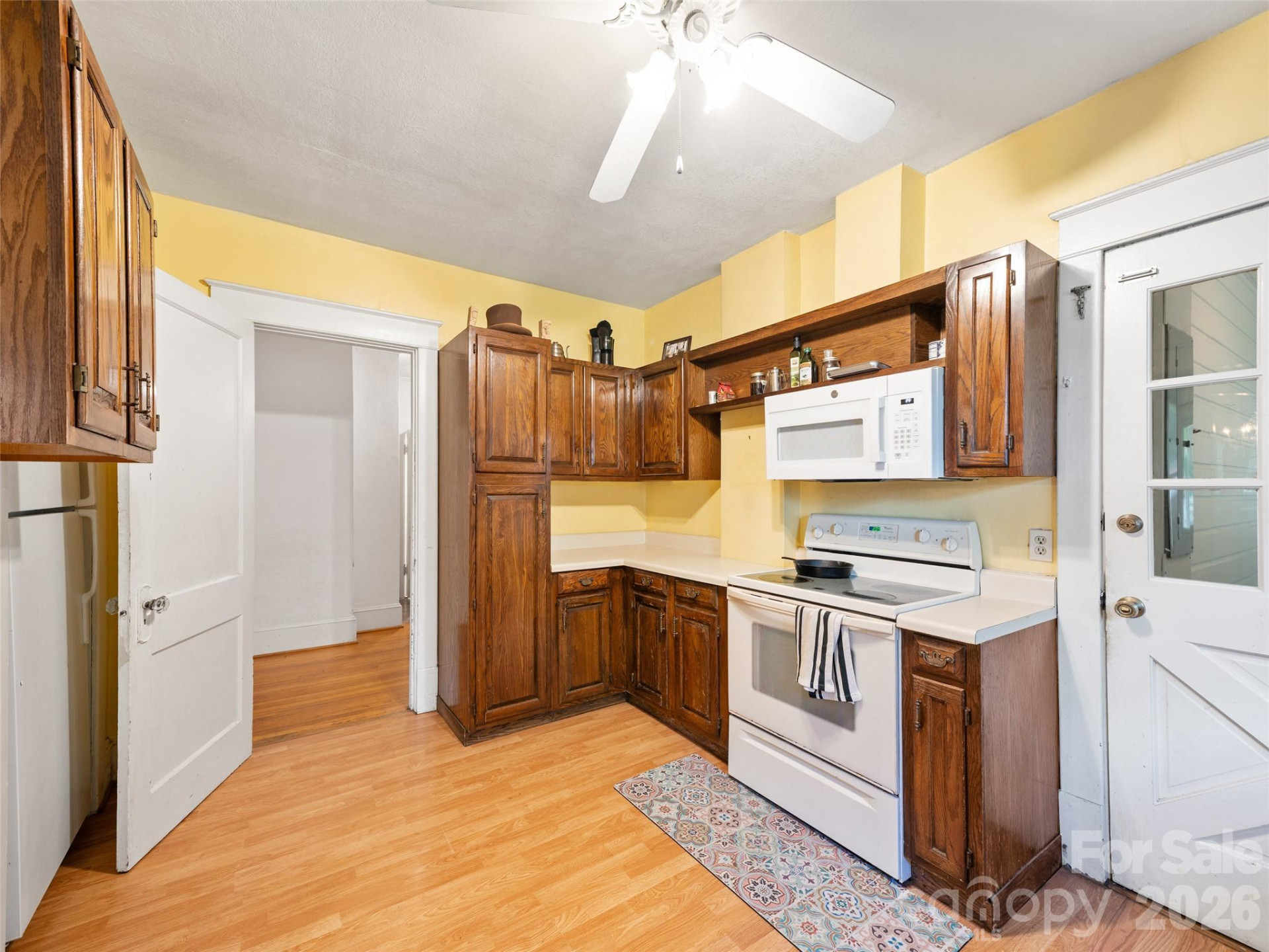 147 Walnut Avenue - Photo 15