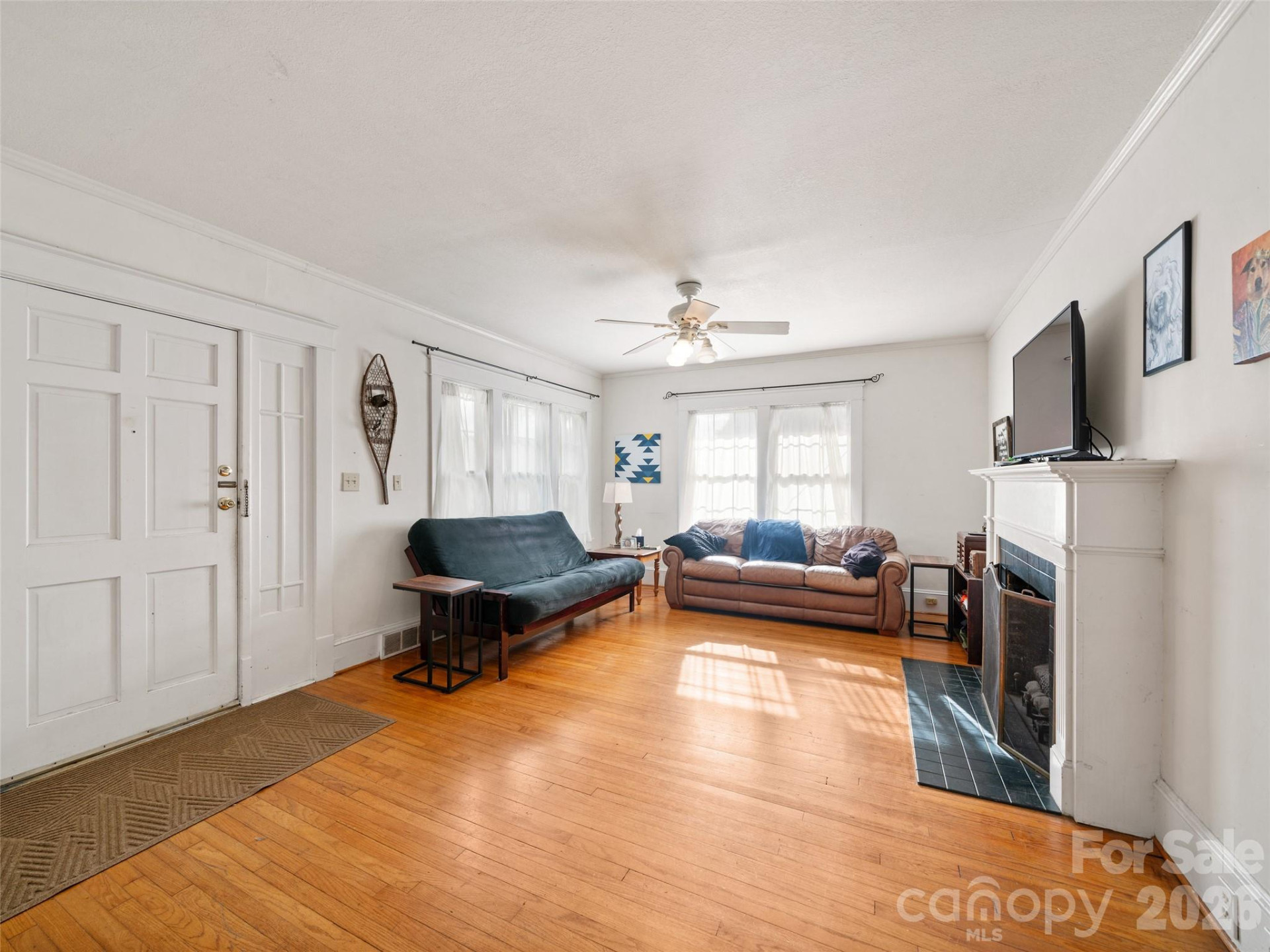 147 Walnut Avenue - Photo 3