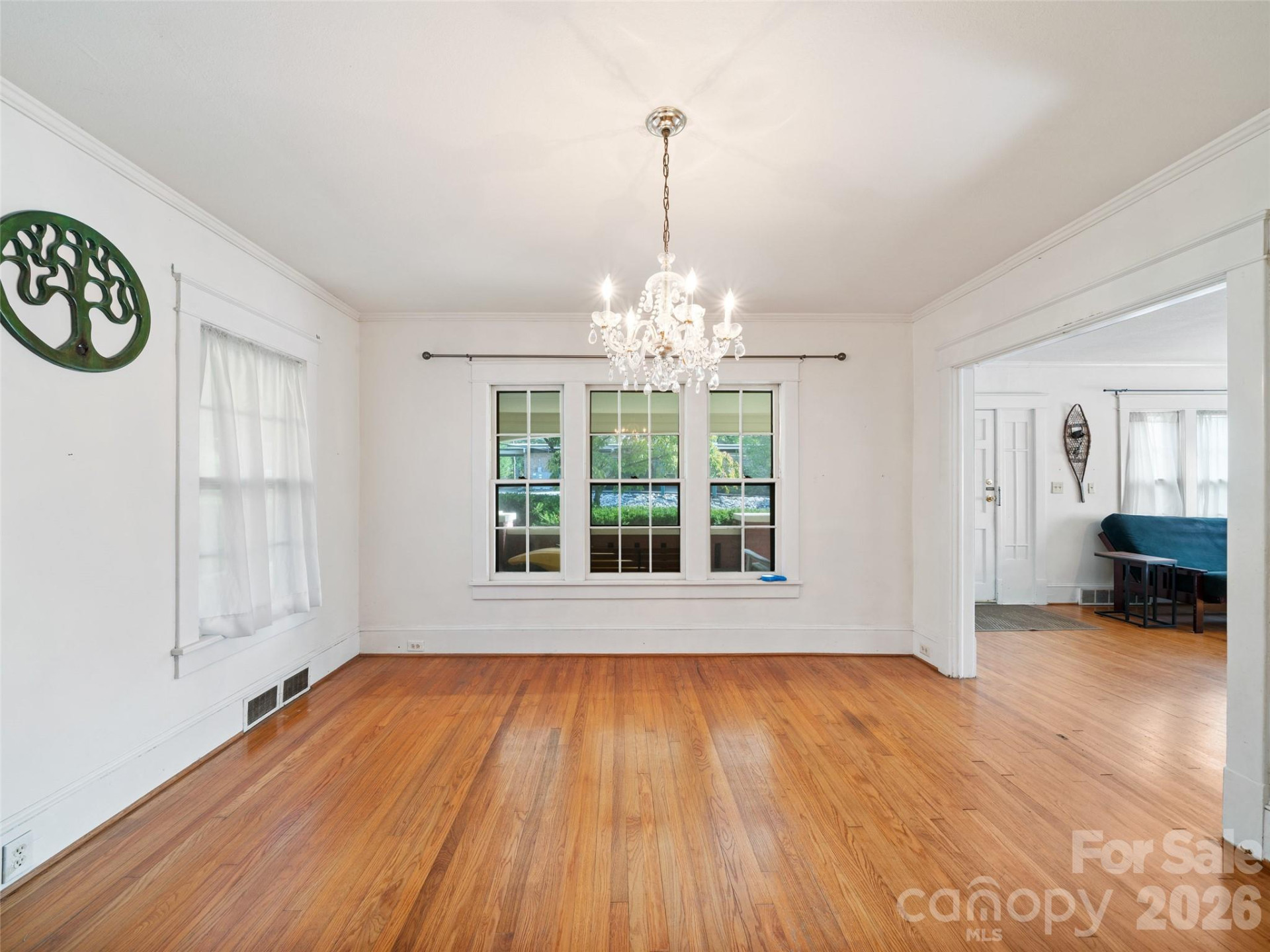 147 Walnut Avenue - Photo 5