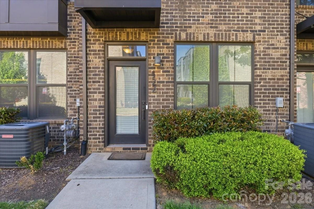 522 Music Hall Way - Photo 2