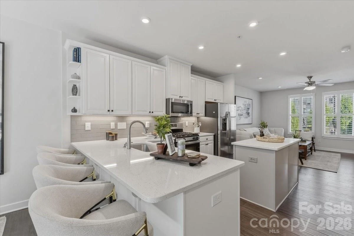 522 Music Hall Way - Photo 5