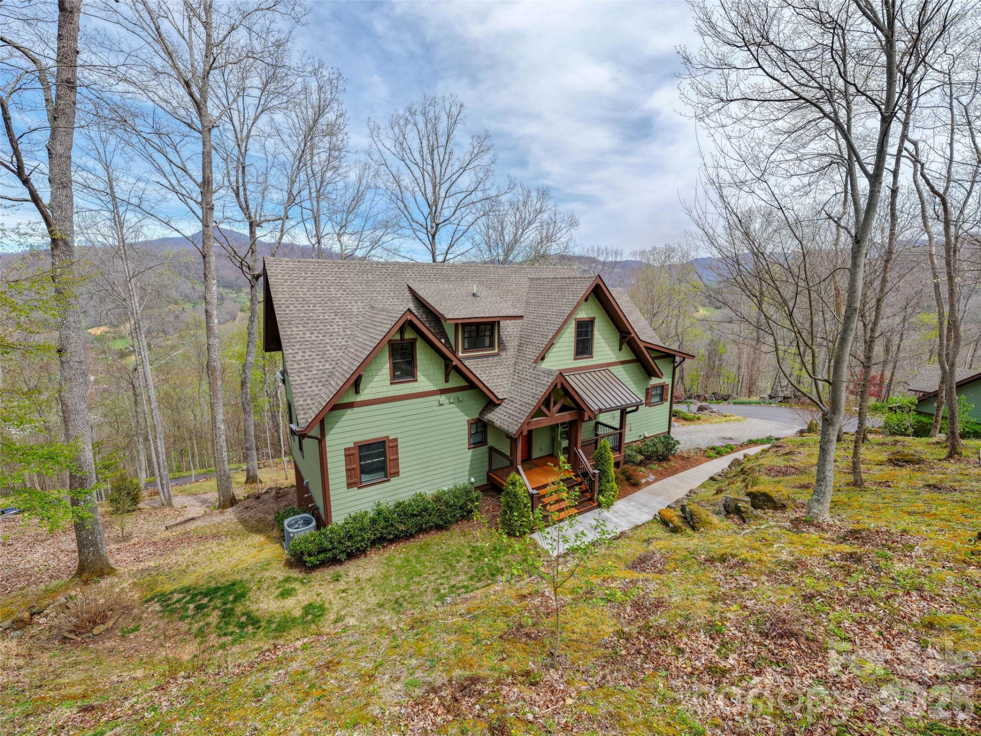 711 Winfield Drive - Photo 3