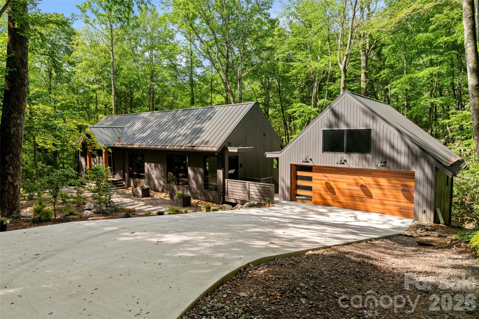 80 Hemlock Circle