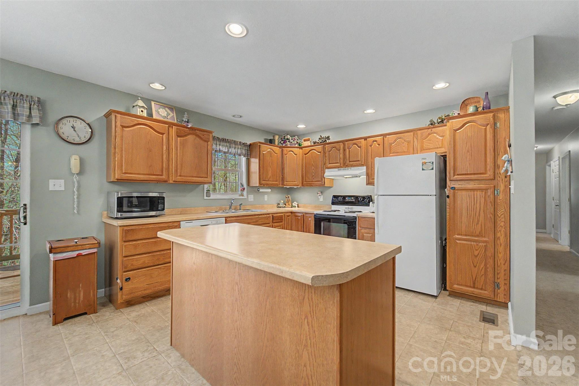 201 Windcrest Ridge - Photo 4