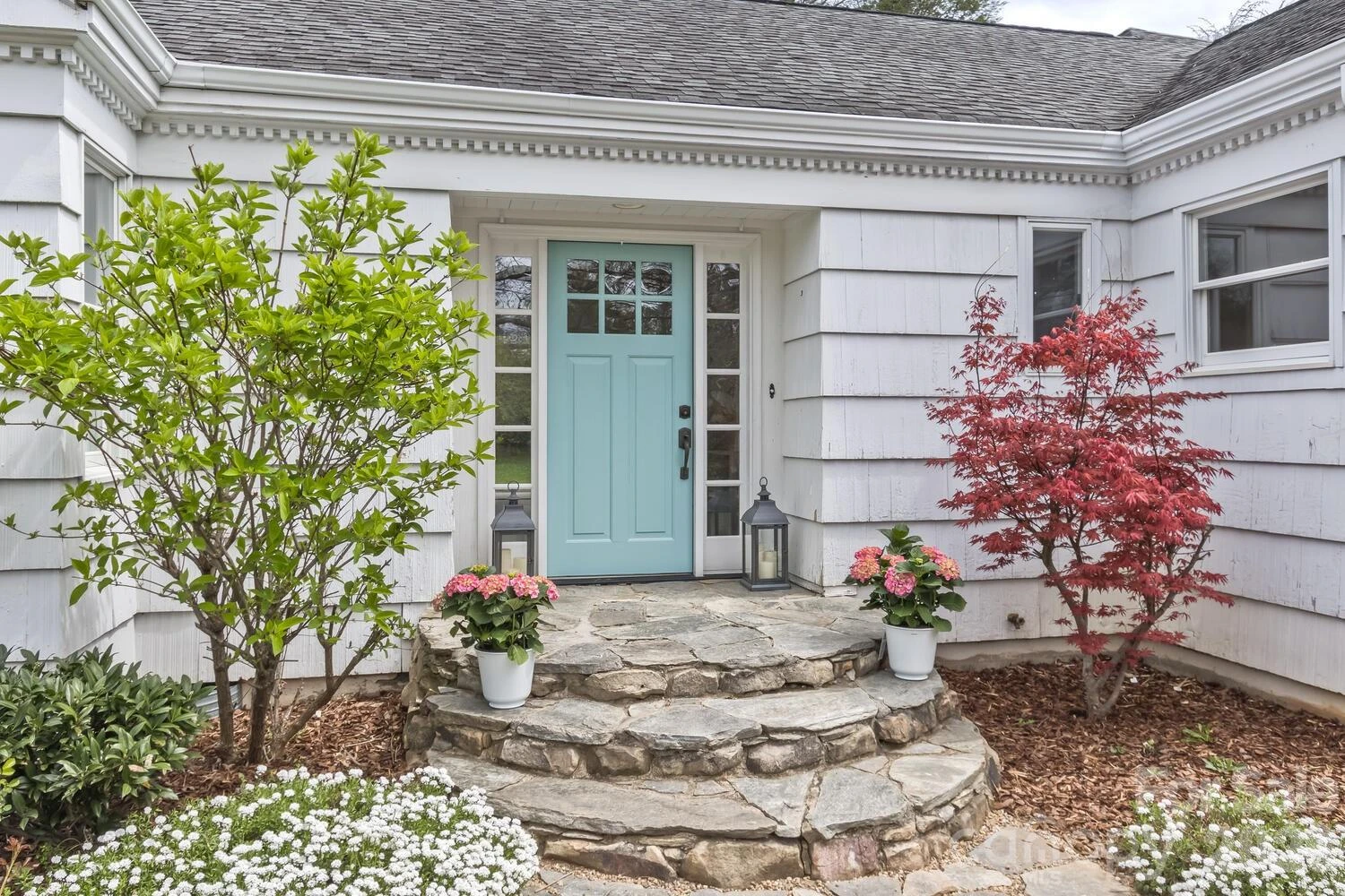 16 Hilltop Road
