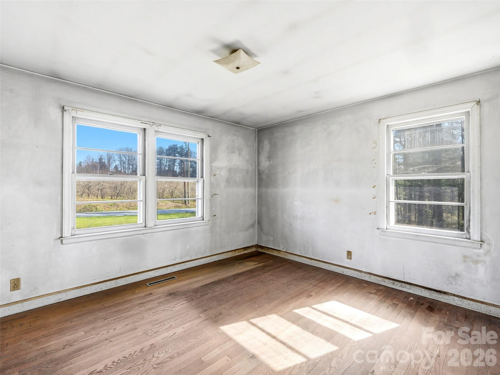 984 Pace Road - Photo 28