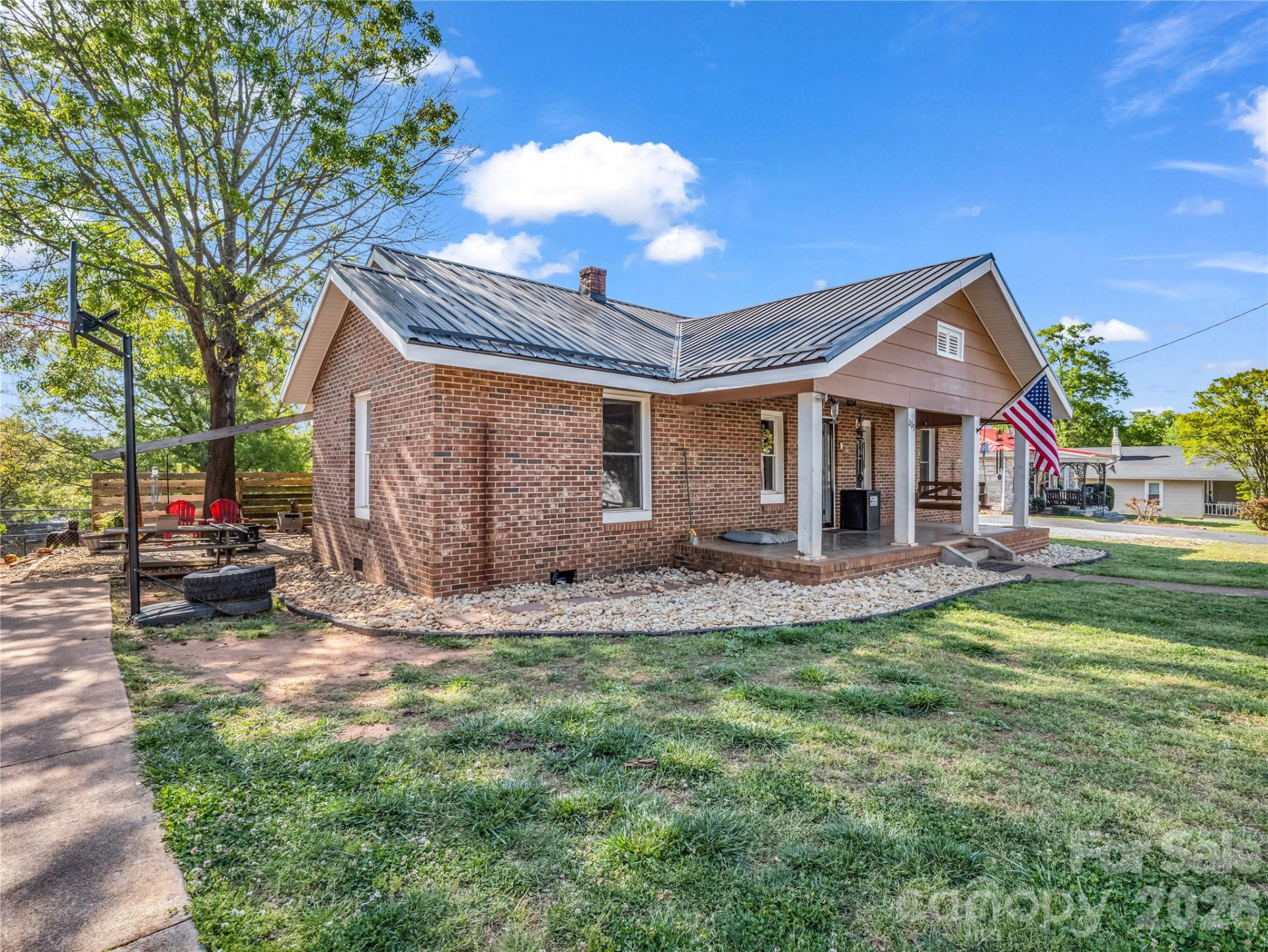 209 Ohio Street - Photo 4