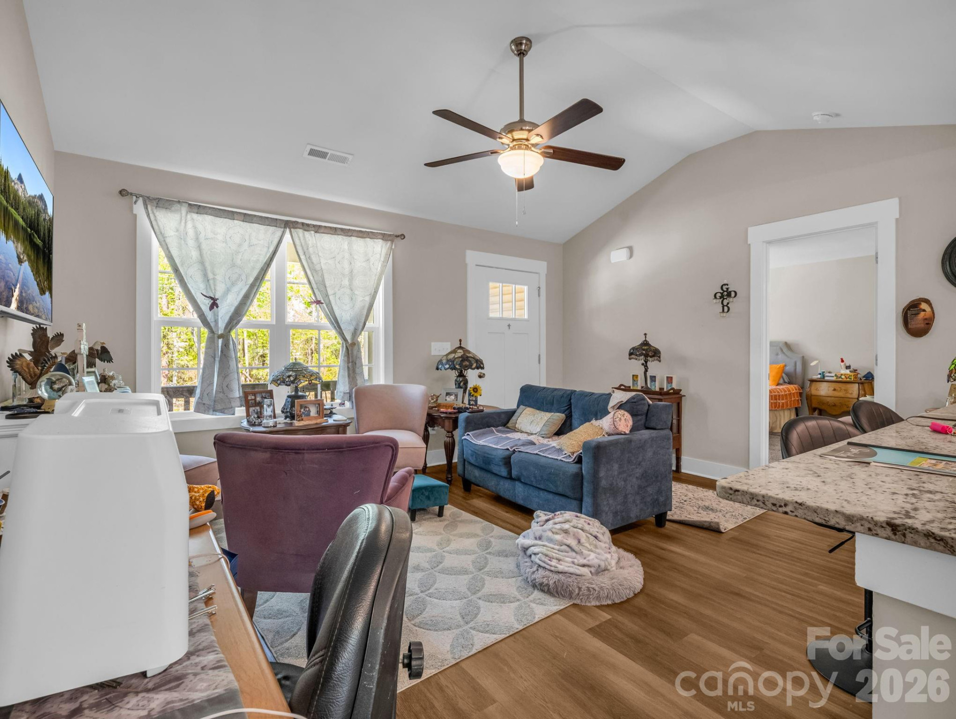 198 Parkland Drive - Photo 16