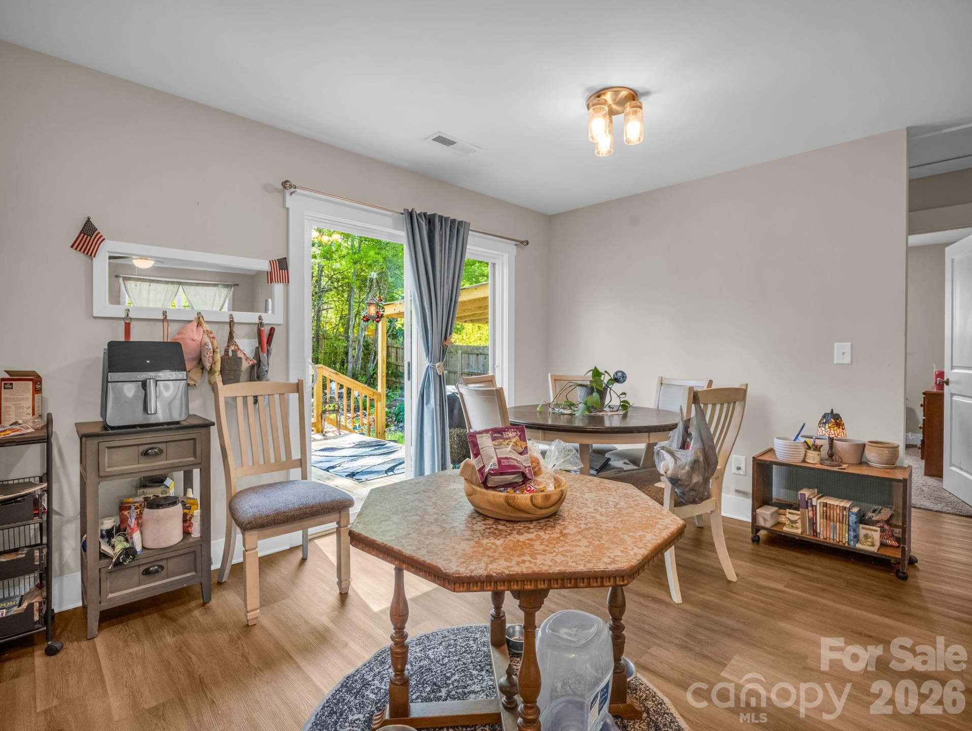 198 Parkland Drive - Photo 20