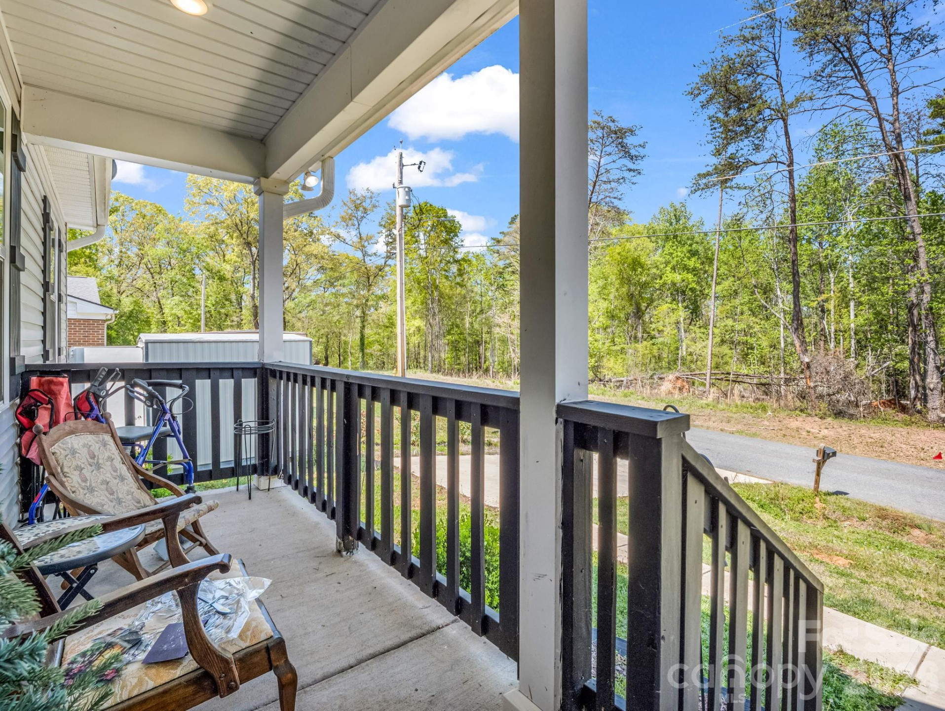 198 Parkland Drive - Photo 7