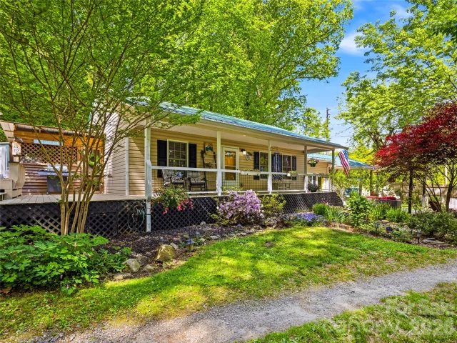 103 Old US 19 23 Highway, Candler, NC, 28715