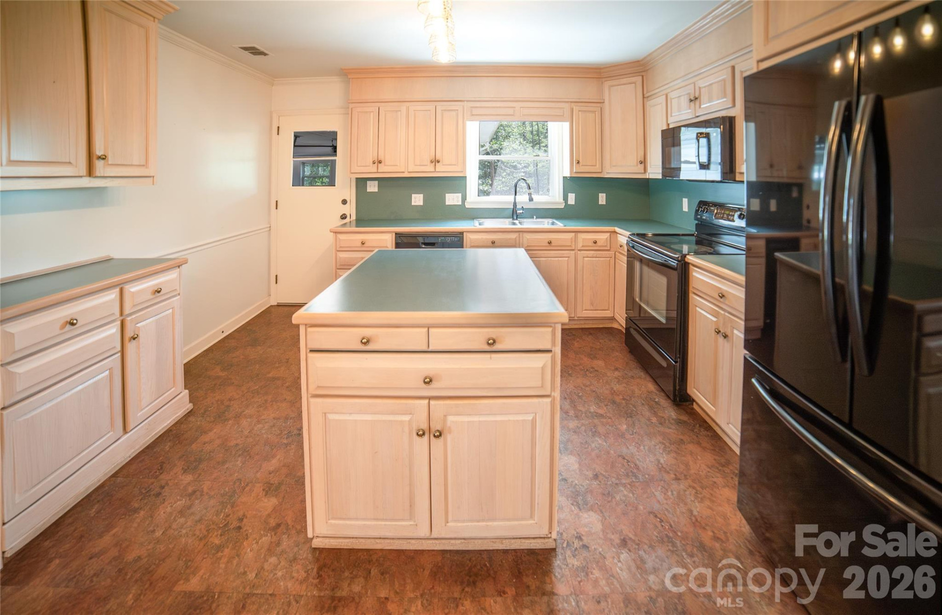 414 Patton Street - Photo 11