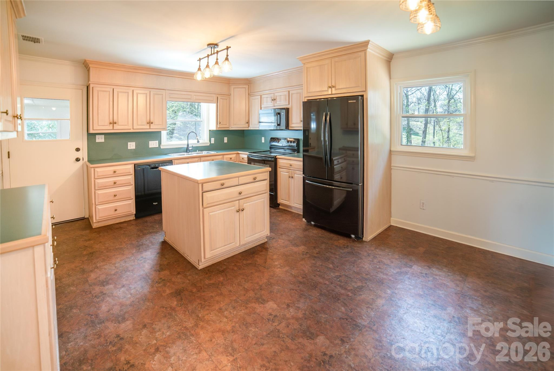 414 Patton Street - Photo 10