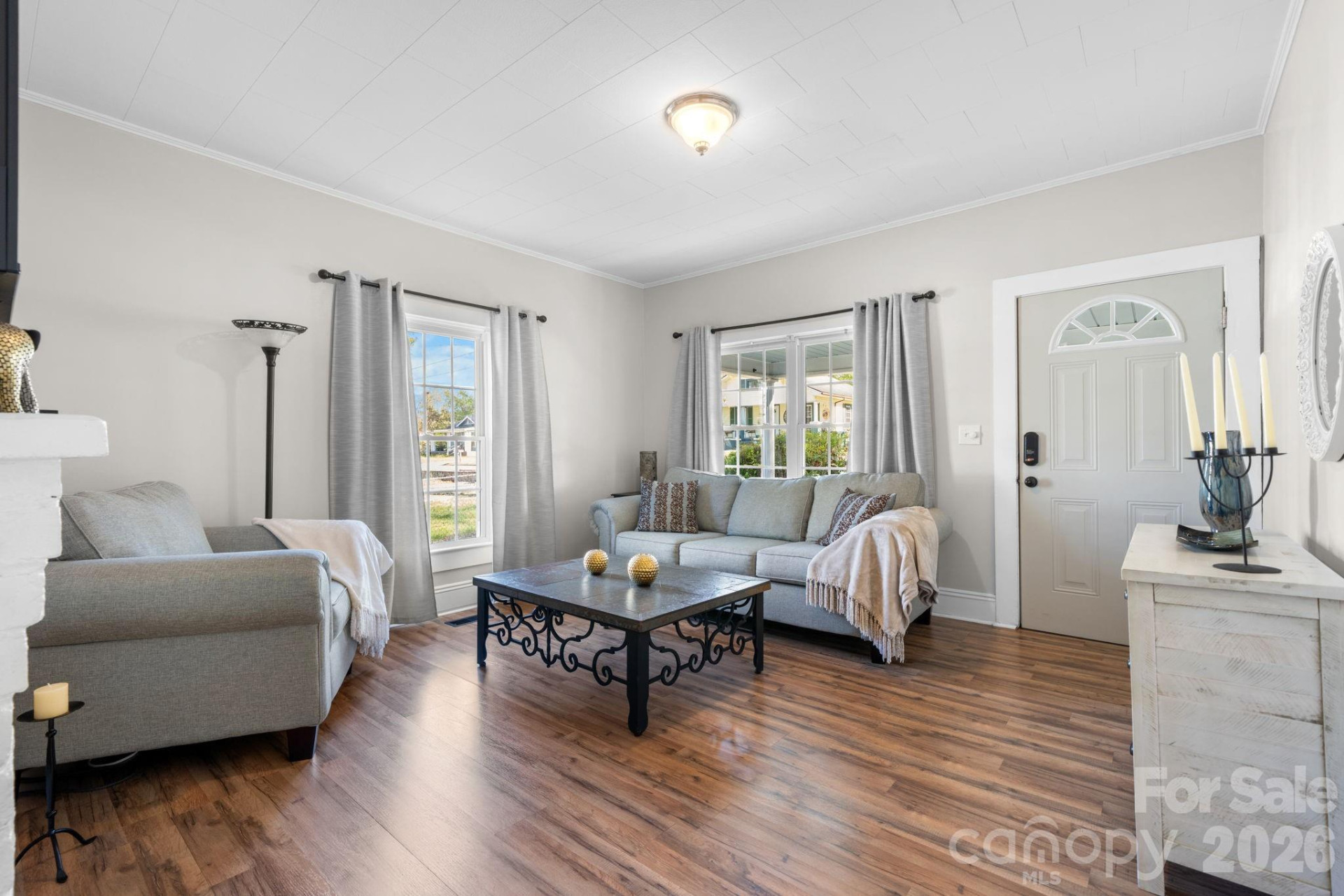 304 Garrou Avenue - Photo 4