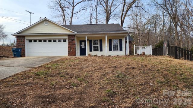 200 Park Place, Morganton, NC, 28655
