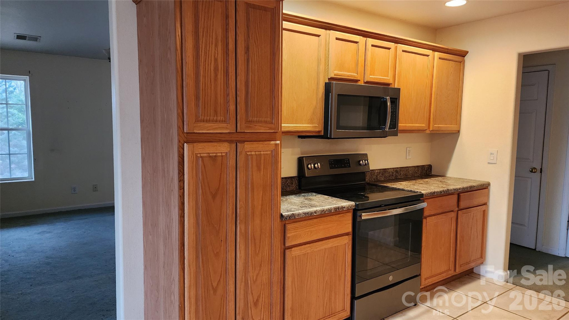 200 Park Place - Photo 2