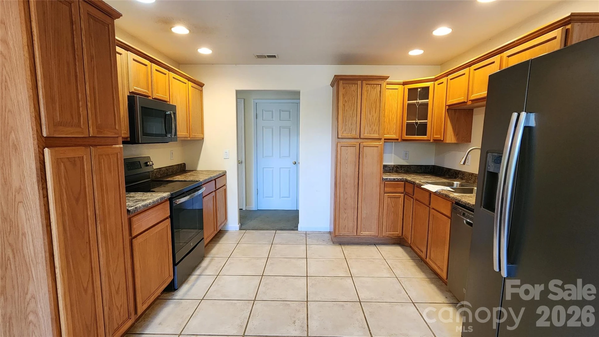 200 Park Place - Photo 4