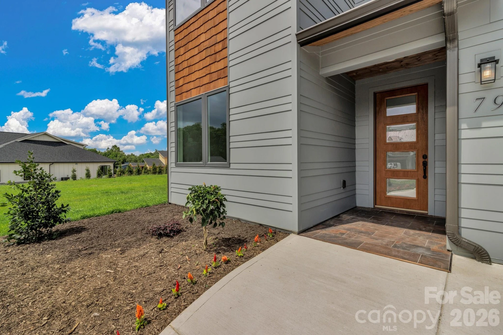 79 Scott Meadows Drive - Photo 4