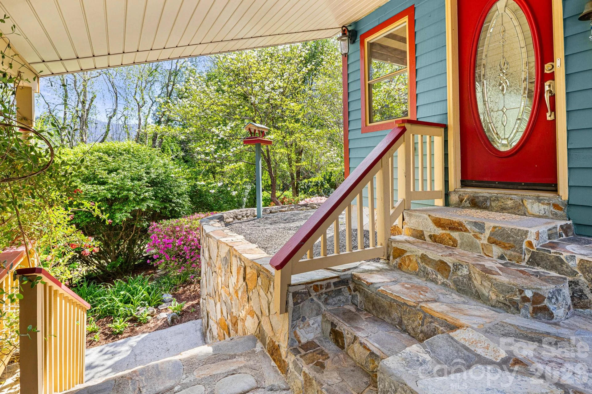 114 Walker Street - Photo 3