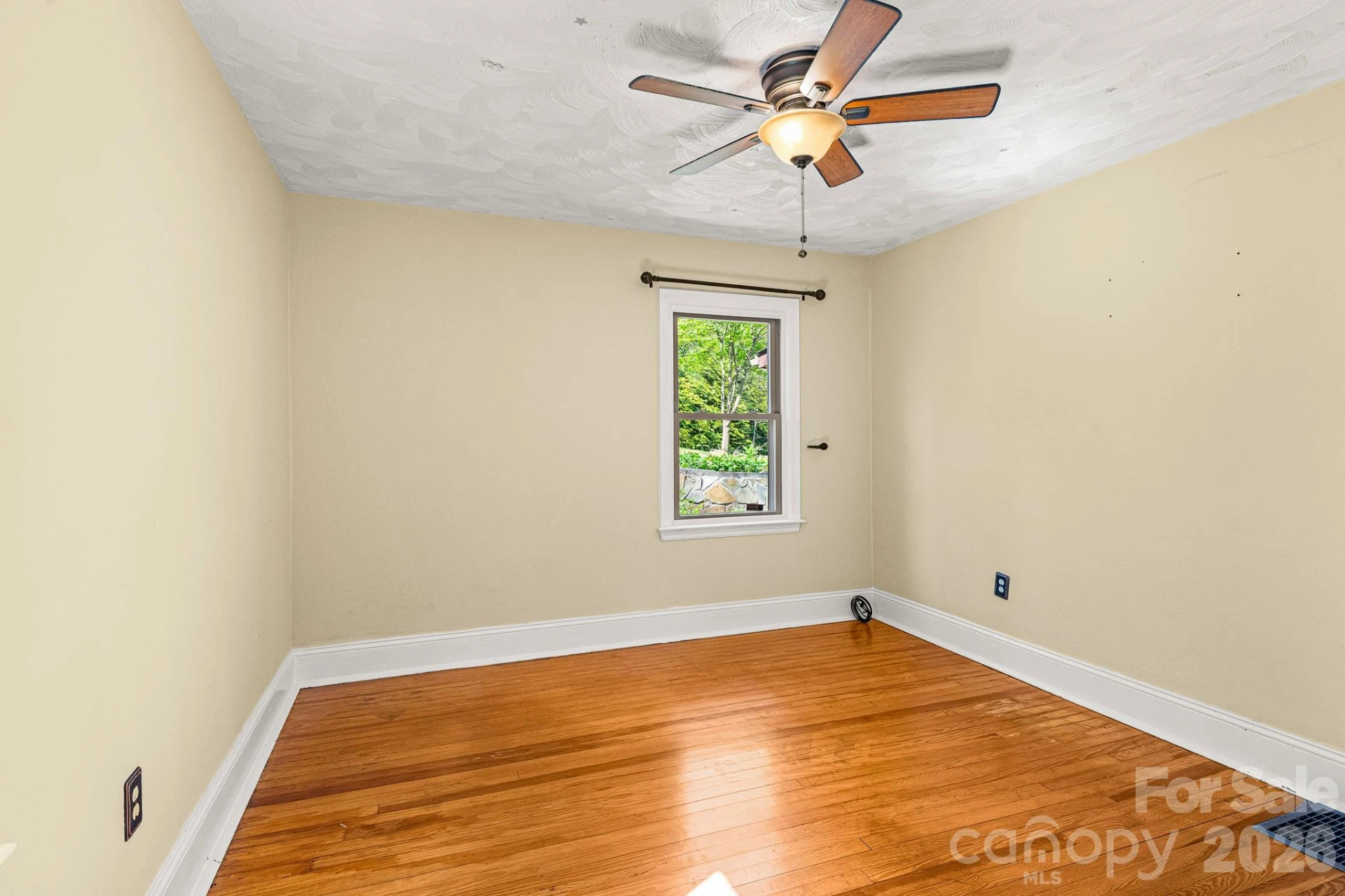 114 Walker Street - Photo 29