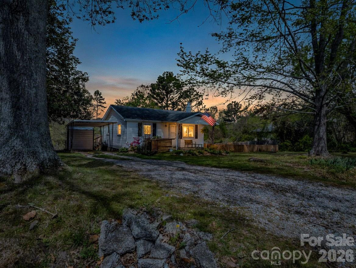 961 Mid Allen Road - Photo 3