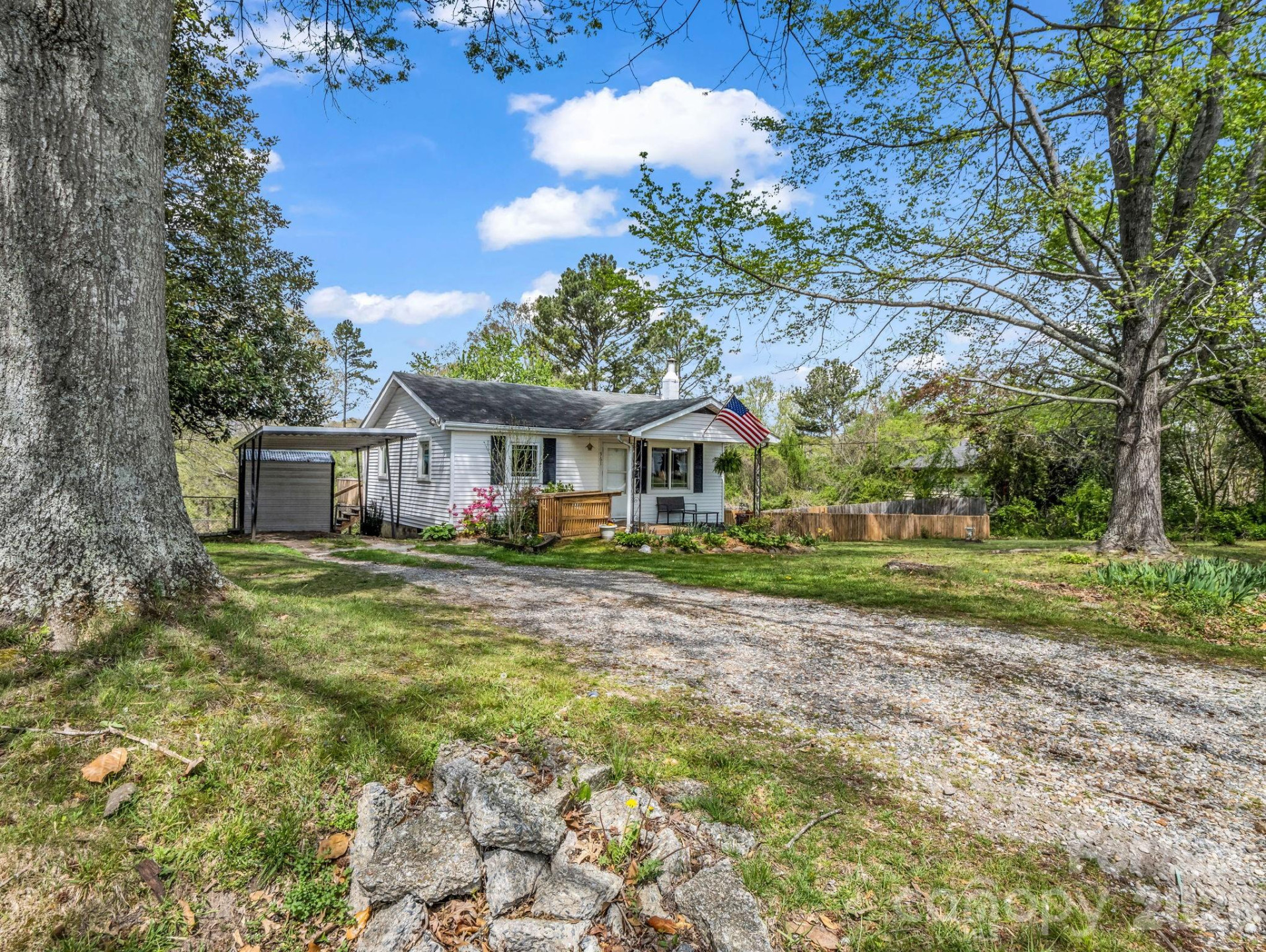 961 Mid Allen Road - Photo 4