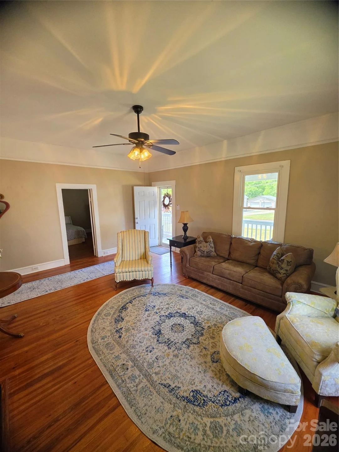 608 Poplar Avenue - Photo 6