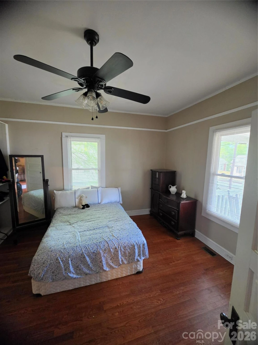608 Poplar Avenue - Photo 7