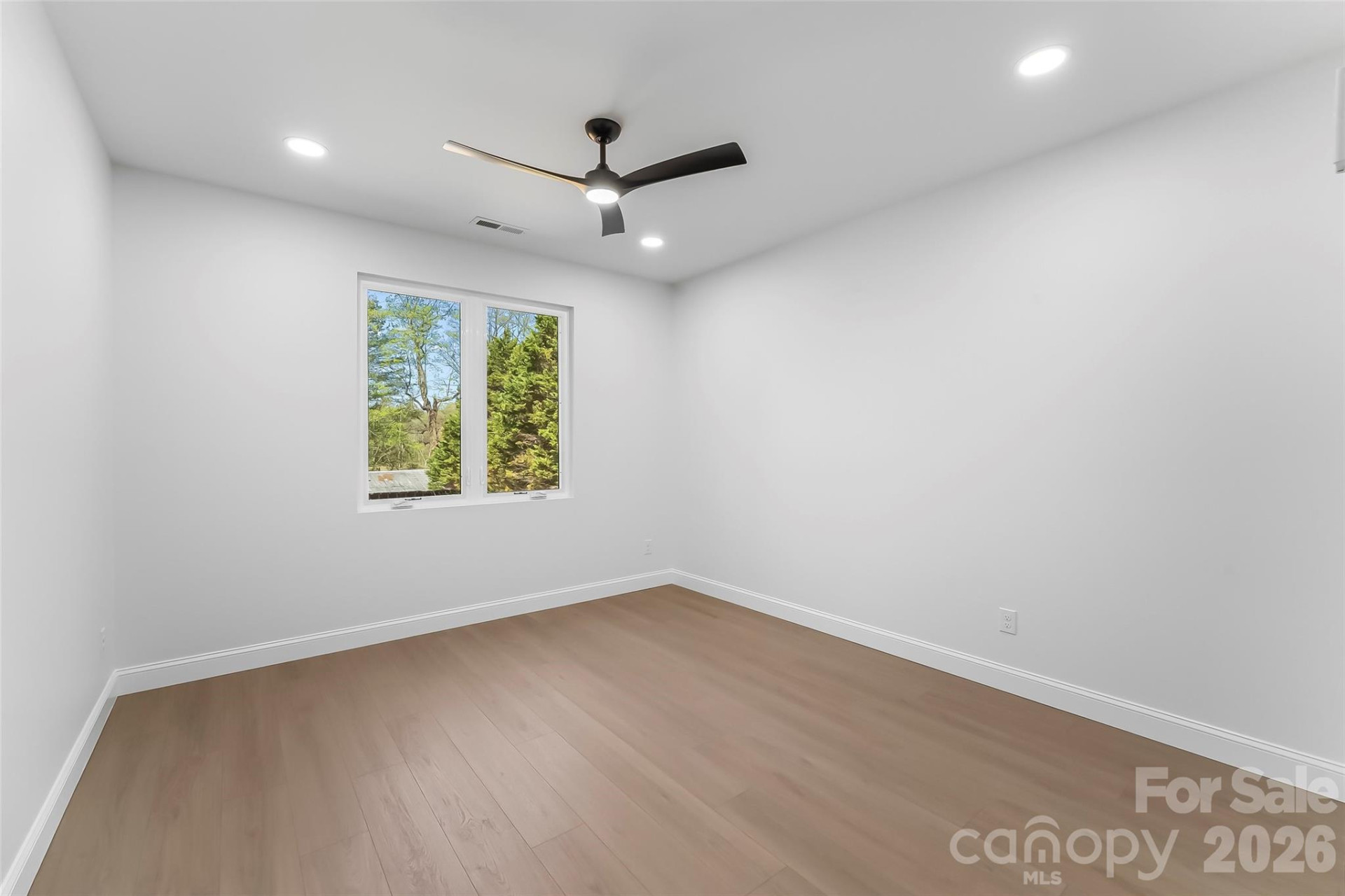 2714 Sides Avenue - Photo 27