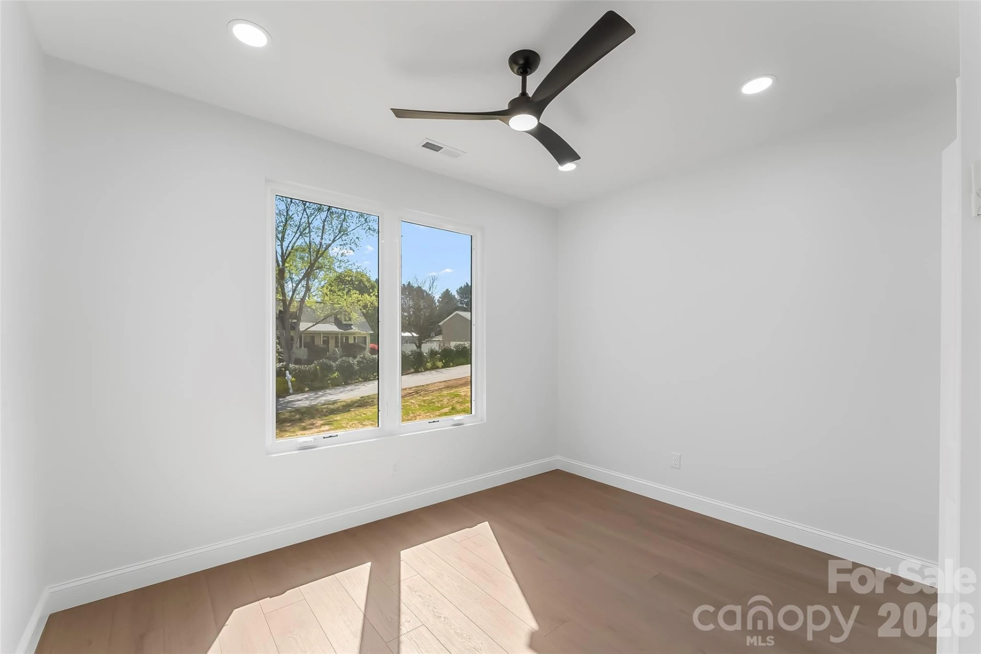 2714 Sides Avenue - Photo 30