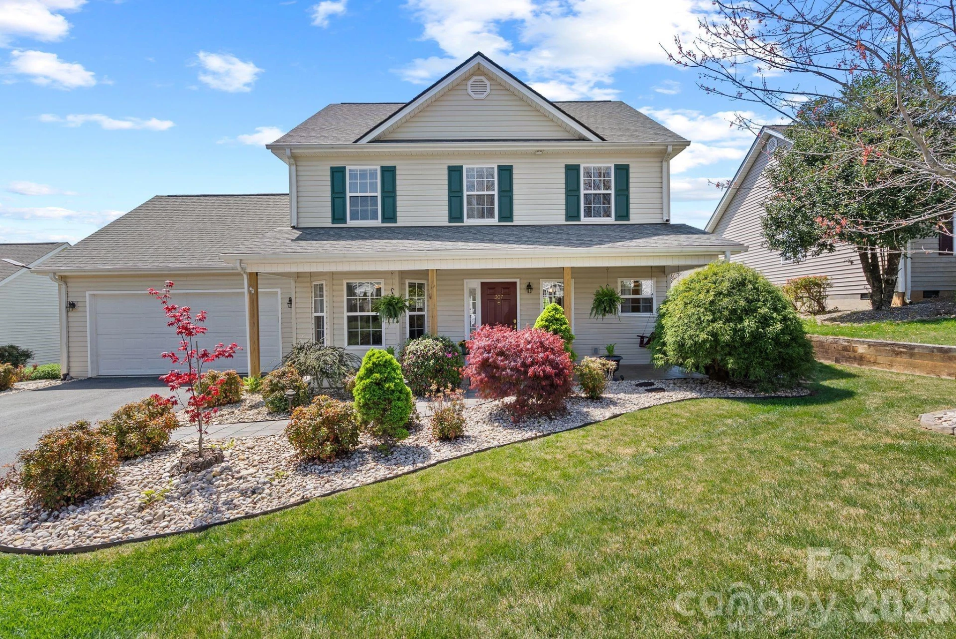 307 Roxbury Place