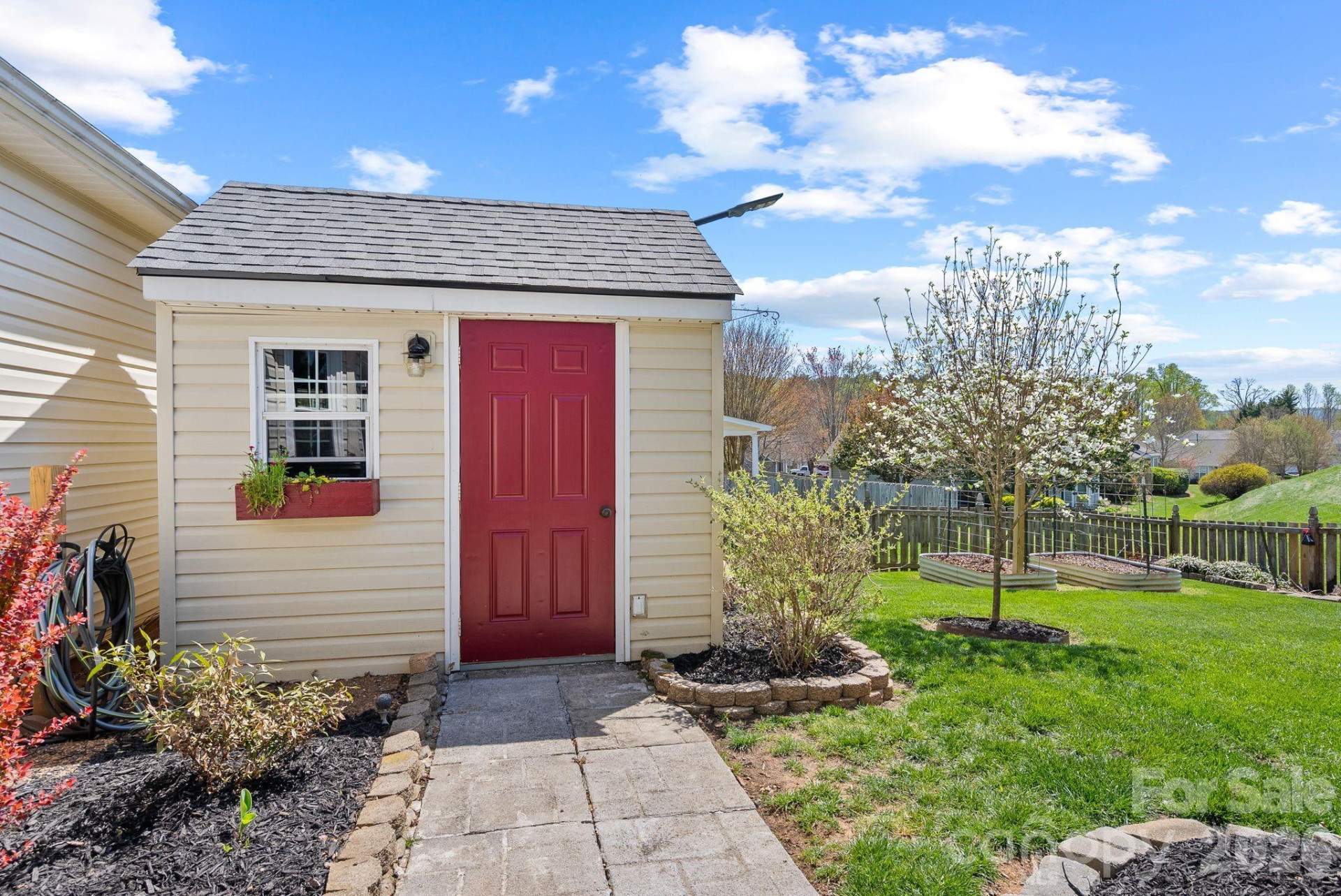 307 Roxbury Place - Photo 4