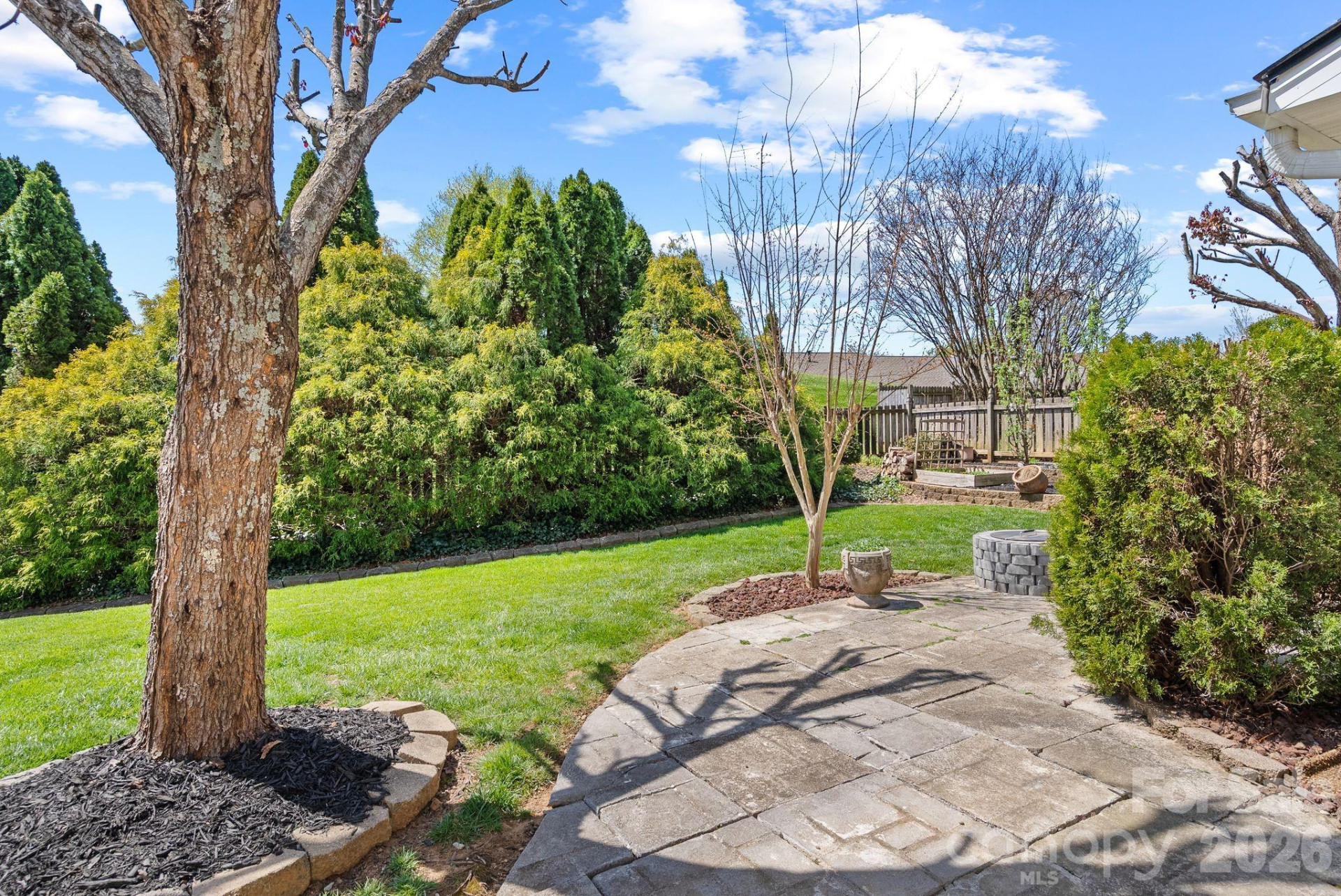 307 Roxbury Place - Photo 32