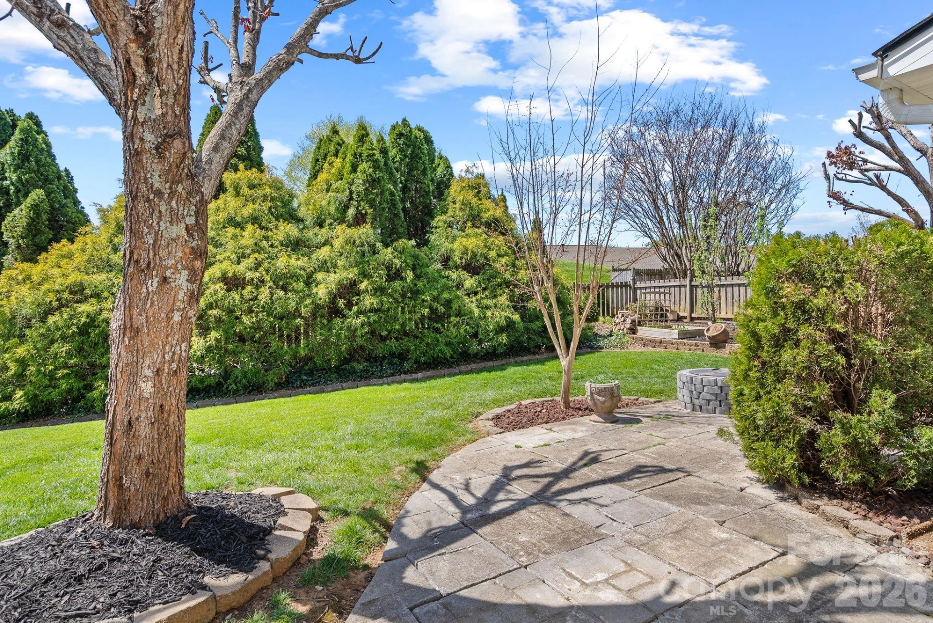 307 Roxbury Place - Photo 32