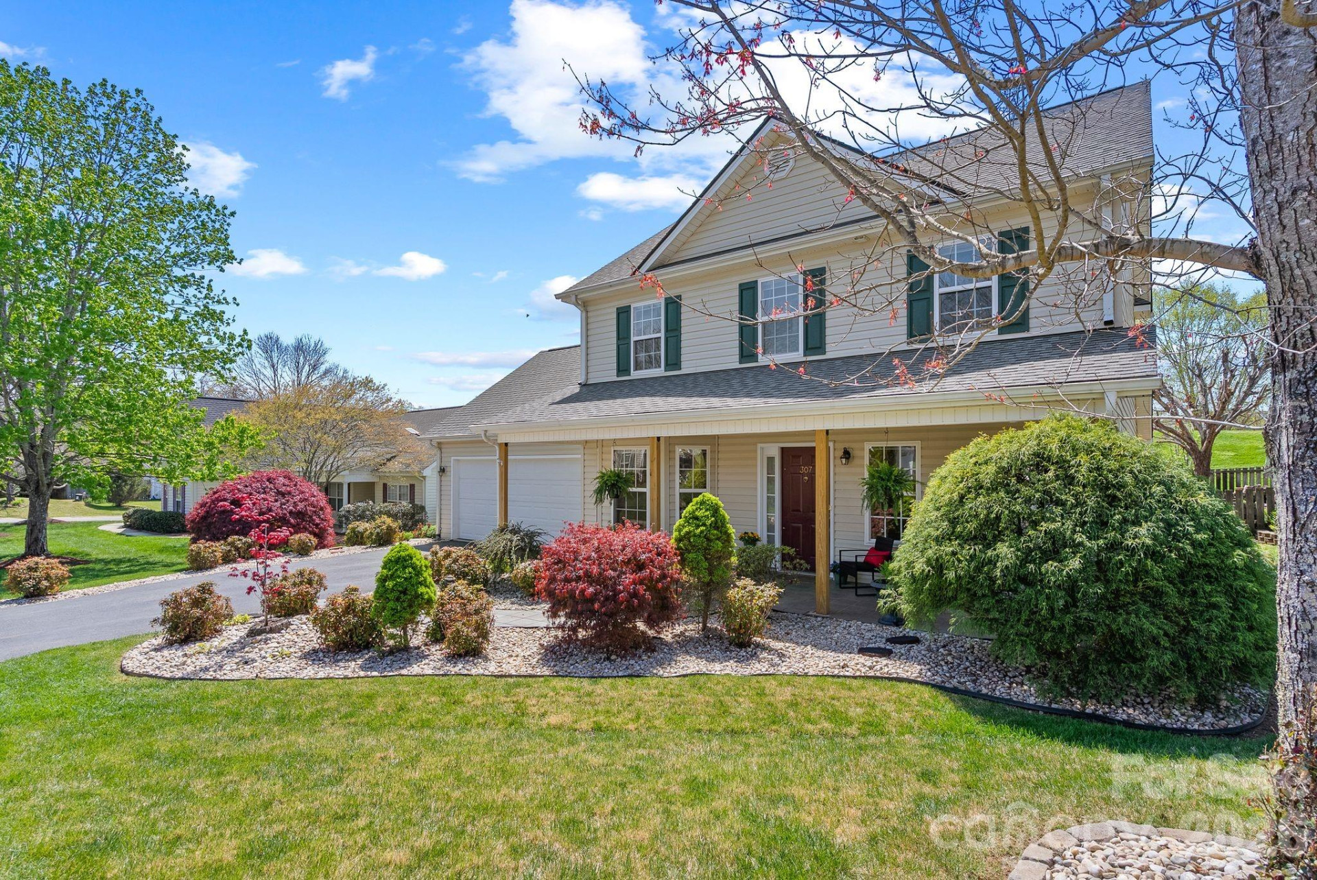 307 Roxbury Place - Photo 37