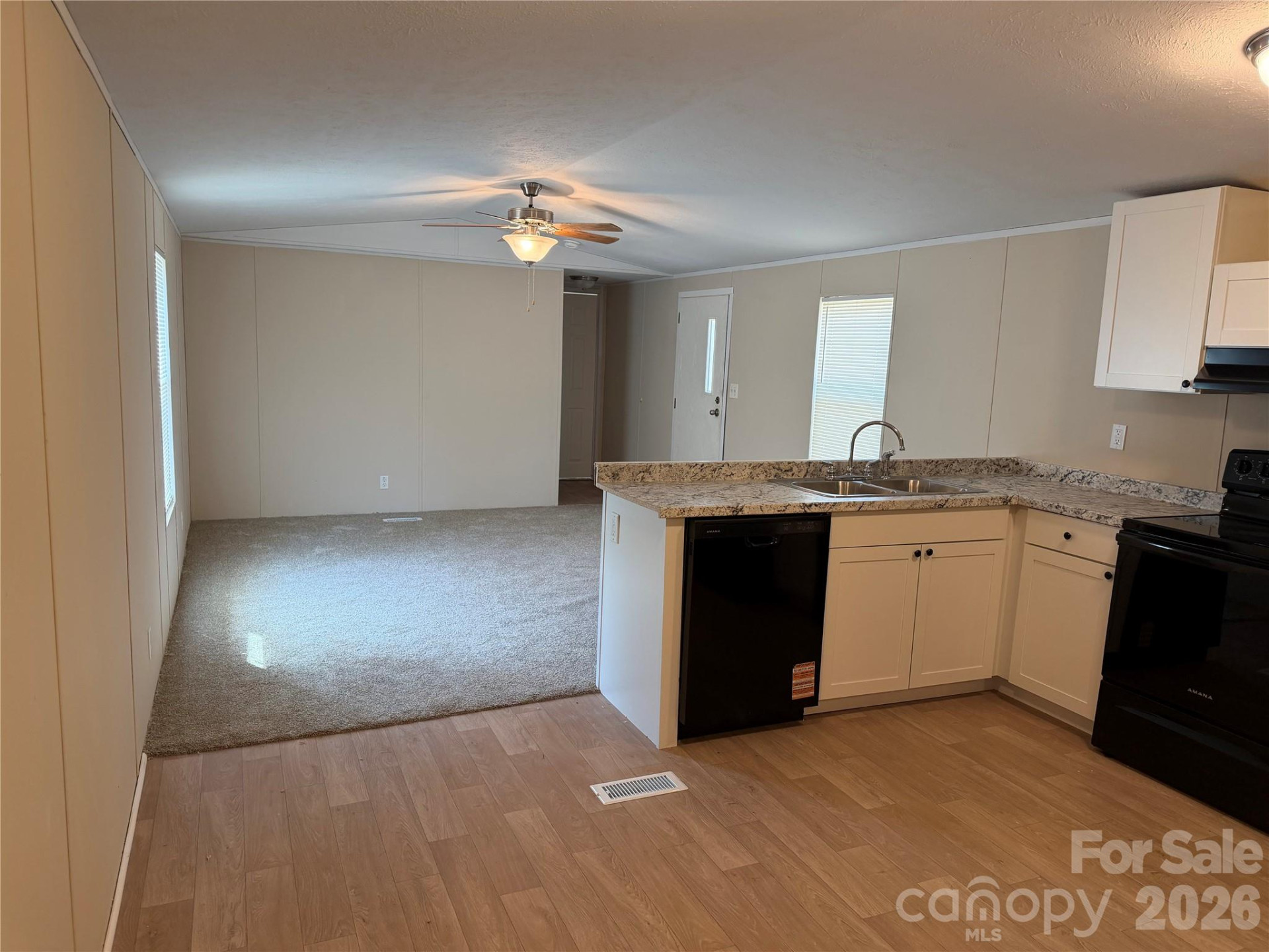 273 McMillan Drive - Photo 11