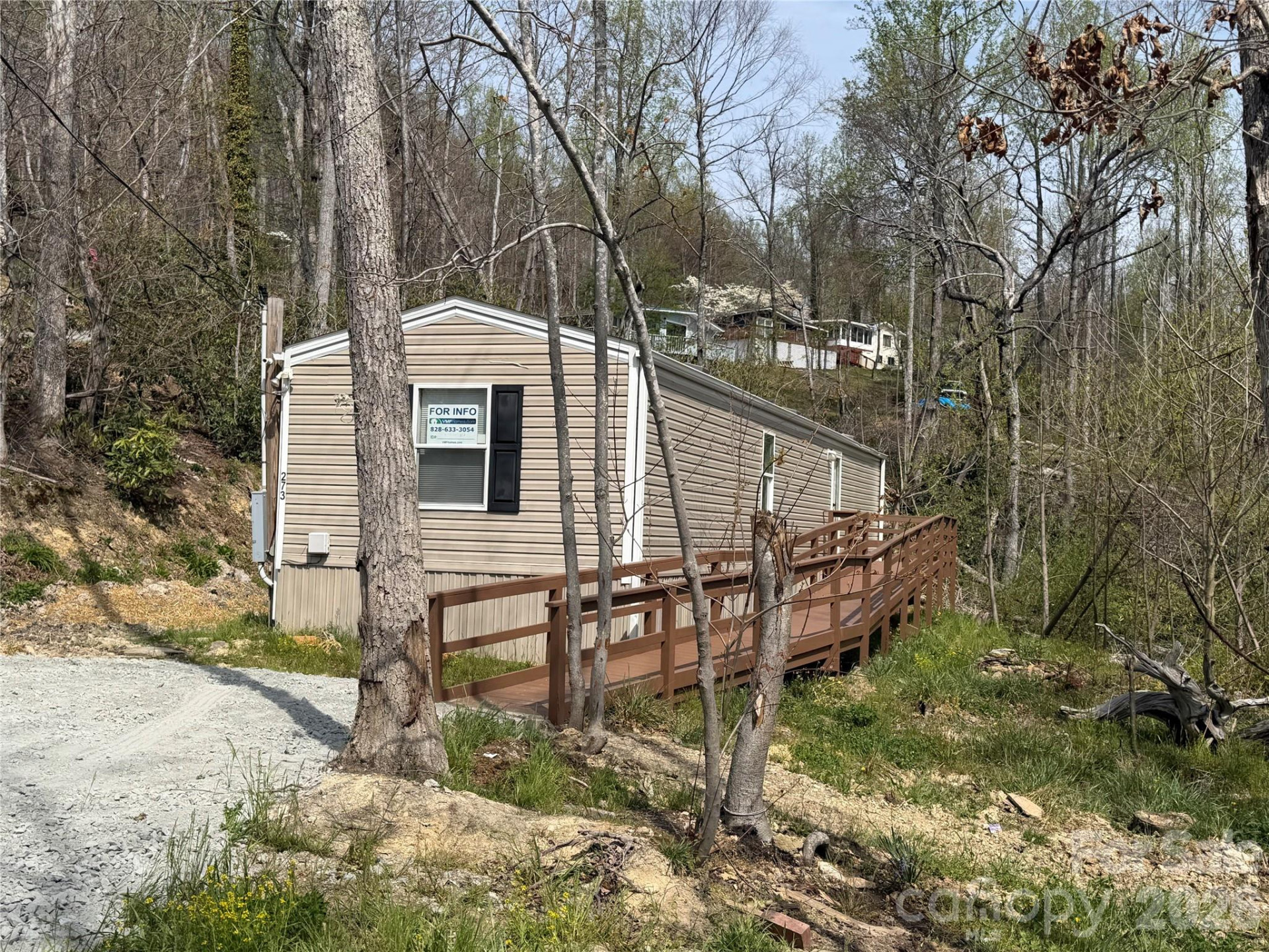 273 McMillan Drive - Photo 4