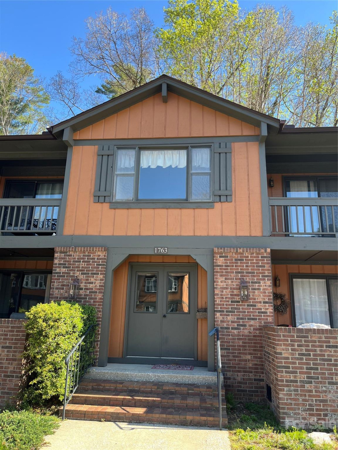 1763 Haywood Manor Road #D - Photo 4