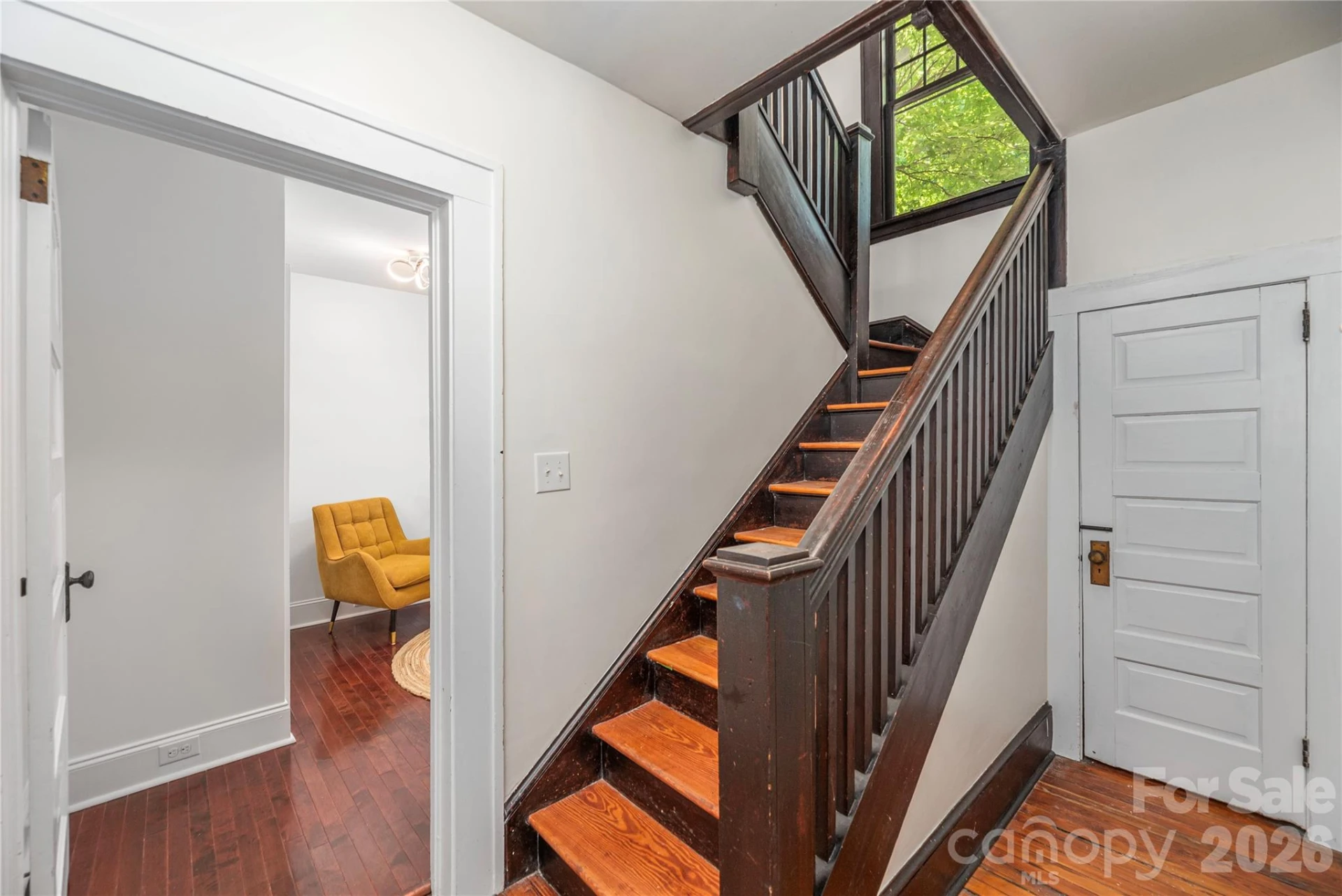 302 Hillside Street - Photo 22