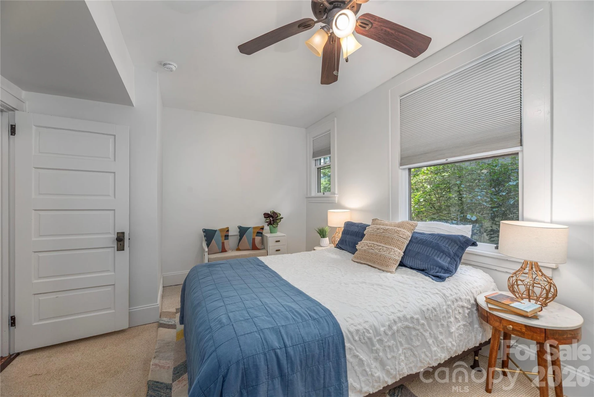 302 Hillside Street - Photo 29