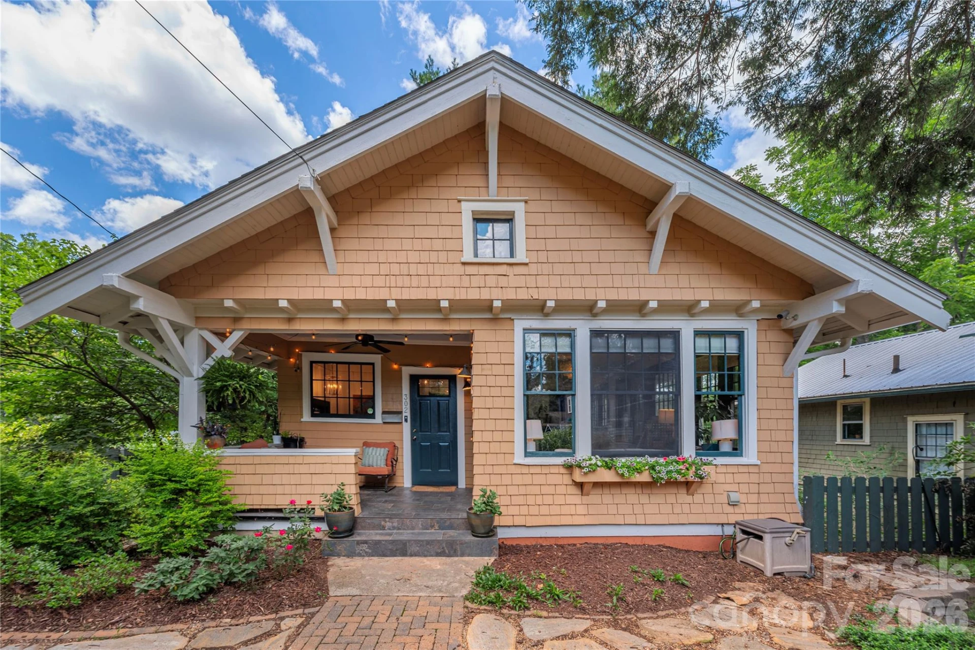 302 Hillside Street - Photo 36