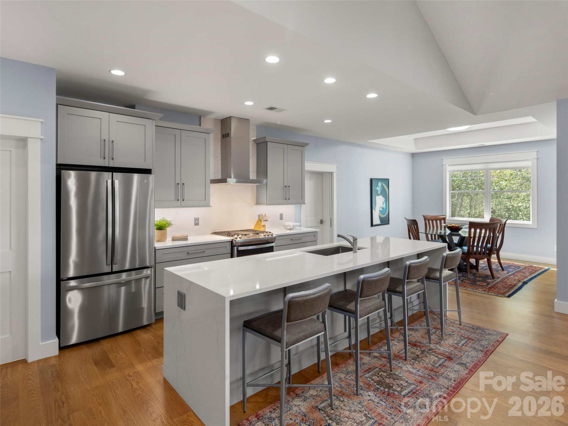 255 Dalhousie Court - Photo 12
