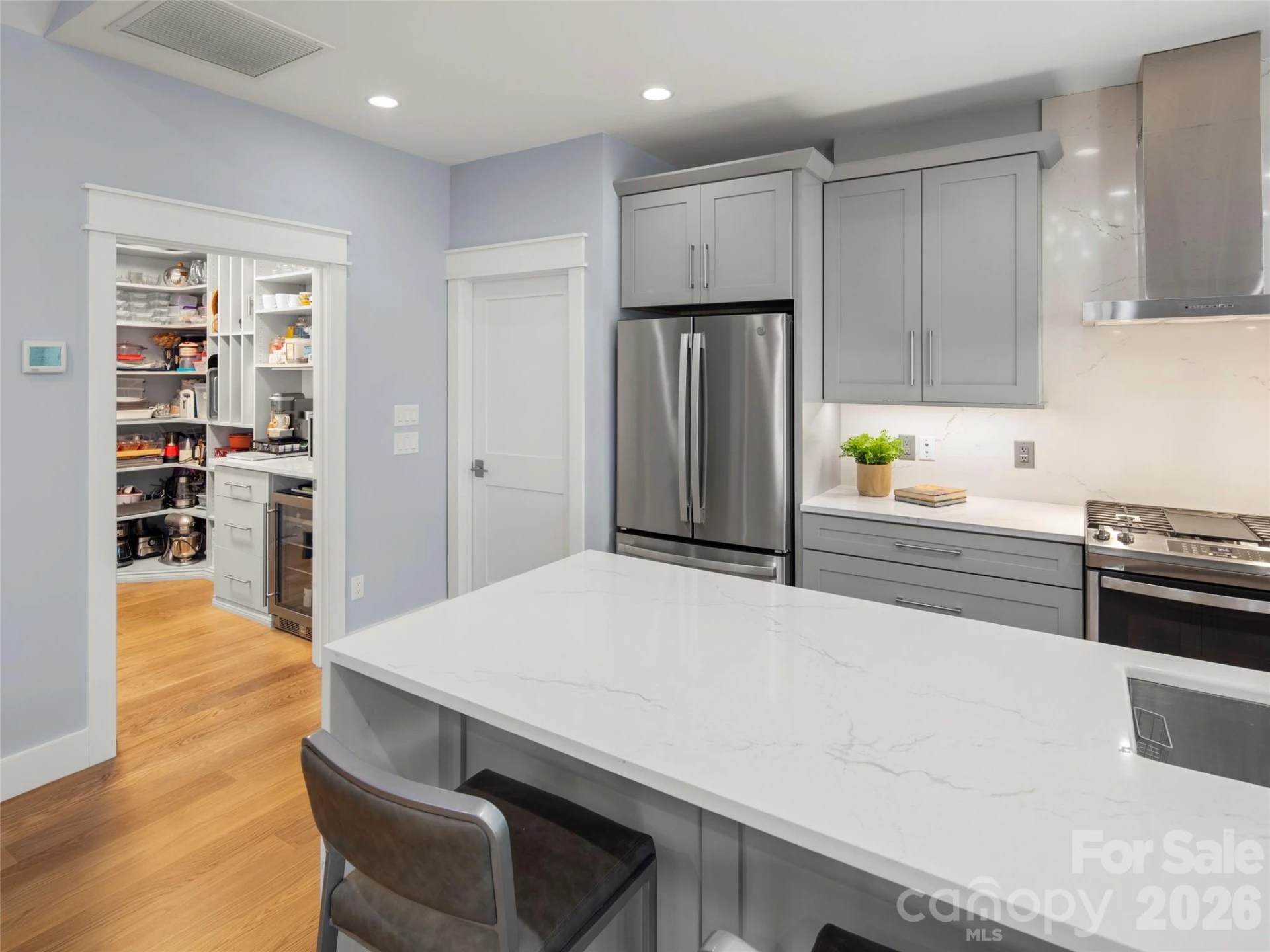 255 Dalhousie Court - Photo 15