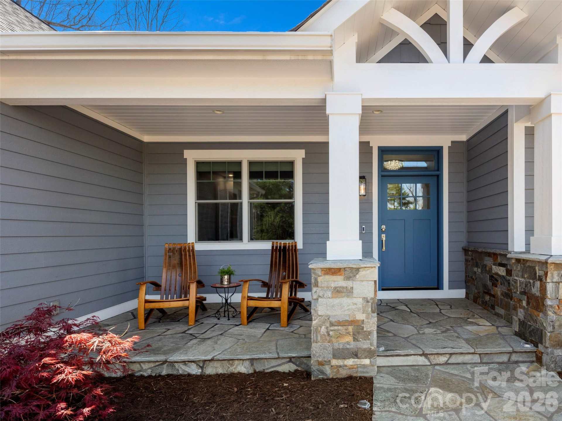 255 Dalhousie Court - Photo 4