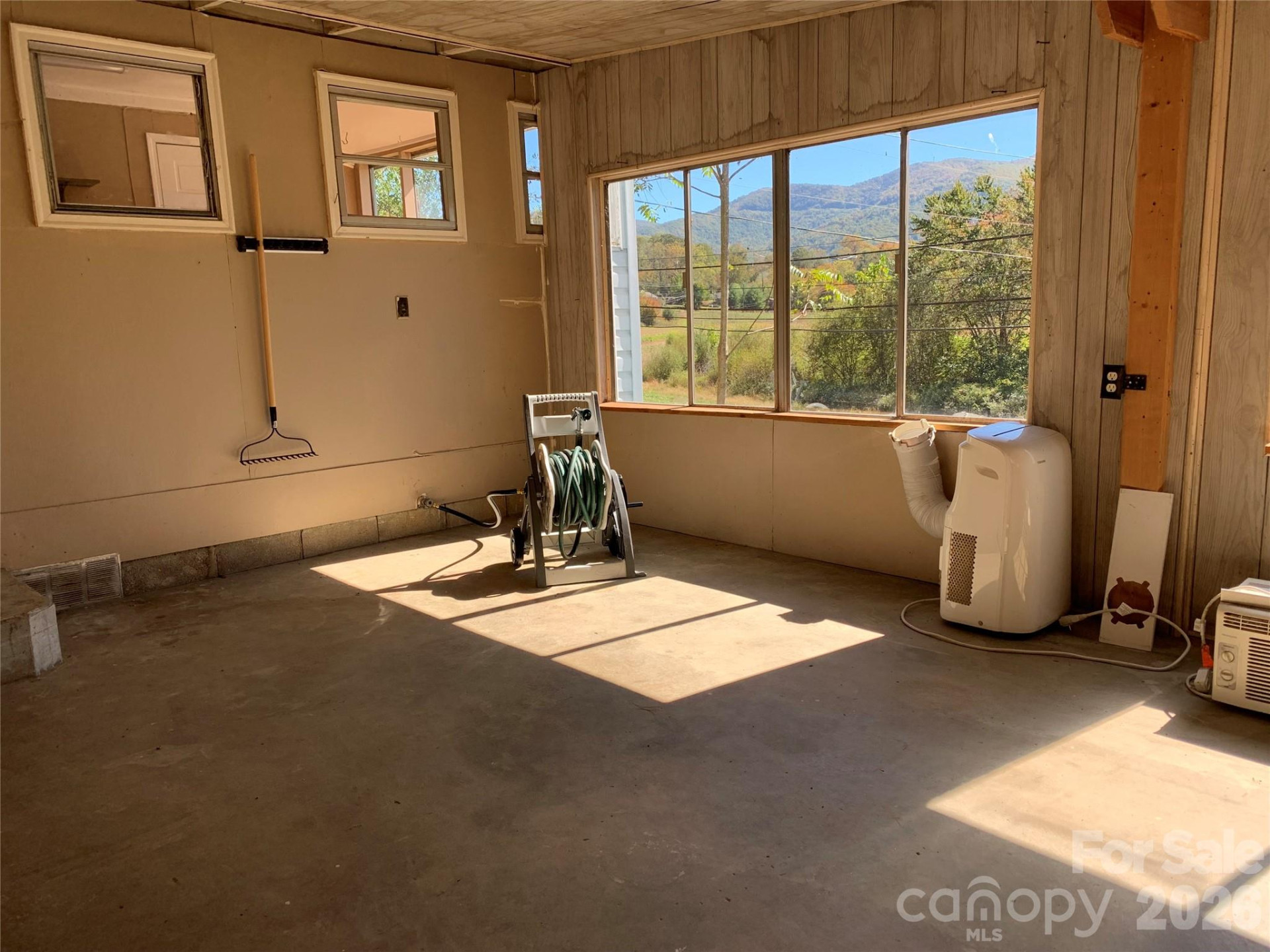 465 Bee Tree Road - Photo 9